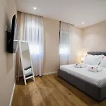 Matisse No23 - Luxury One Bedroom With Parking טיראנה