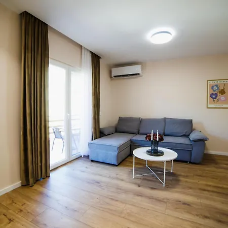Matisse No23 - Luxury One Bedroom With Parking * تيرانا