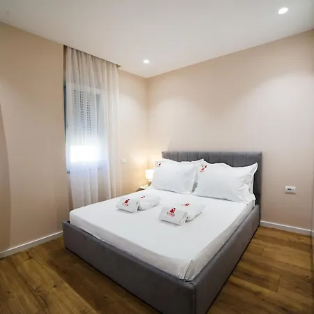 Matisse No23 - Luxury One Bedroom With Parking * تيرانا
