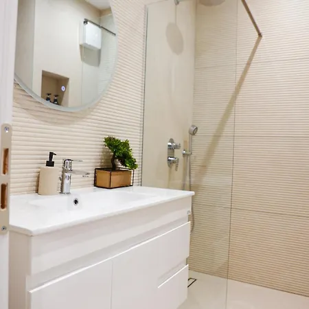 Appartamento Matisse No23 - Luxury One Bedroom With Parking *