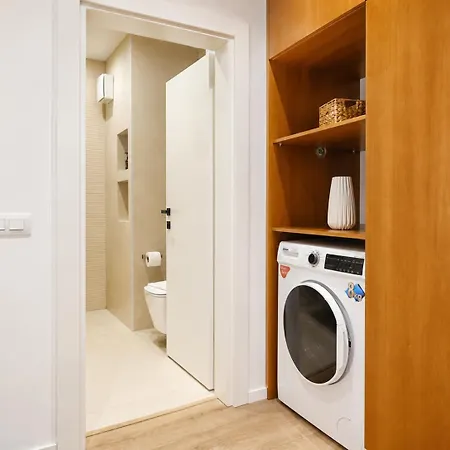 Matisse No12 - Luxury One Bedroom With Parking تيرانا