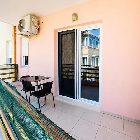 Appartamento Matisse No23 - Luxury One Bedroom With Parking Tirana