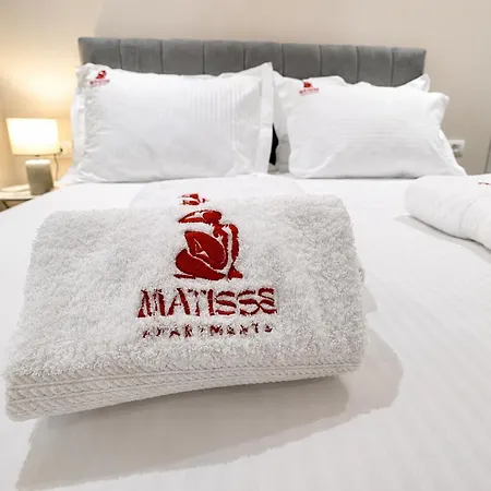 Matisse No23 - Luxury One Bedroom With Parking Tirana