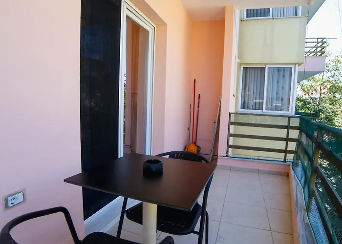 公寓 Matisse No23 - Luxury One Bedroom With Parking