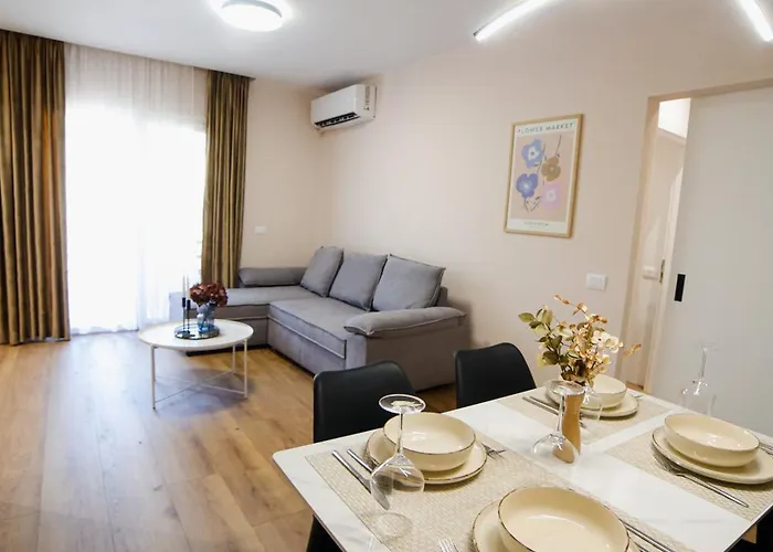 Matisse No23 - Luxury One Bedroom With Parking Apartment *